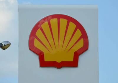 Shell решила отказаться от российской нефти и закрыть свои АЗС в РФ