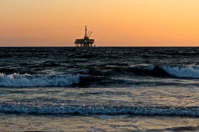 Shell откажется от закупок российской нефти