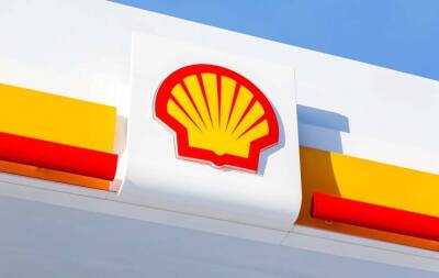 Shell немедленно прекращает все спотовые закупки российской нефти