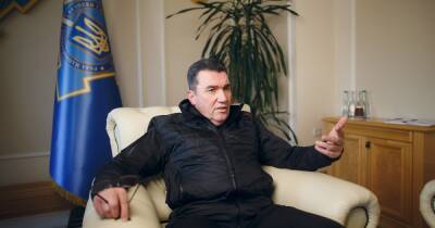 "Закроем небо сами". Данилов попросил НАТО передать Украине необходимое вооружение