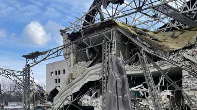 В Изюме российские оккупанты разбомбили больницу