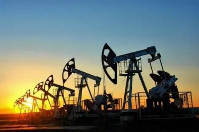 США запретили импорт газа и нефти из России