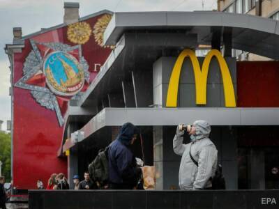 McDonald's закроет все свои рестораны в России. KFC заявил о "приостановке инвестиций" в РФ
