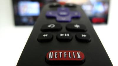 Netflix приостанавливает работу для россйских пользователей