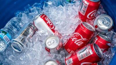 Coca-Cola приостановила деятельность в России