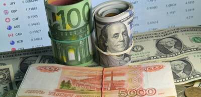 Росіянам влада обмежила доступ до готівкової іноземної валюти
