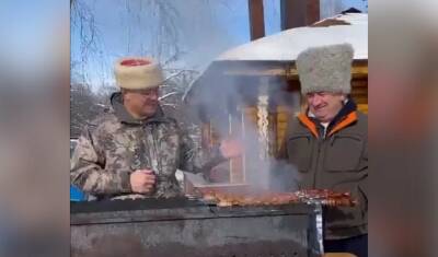 «Мясо для меня роскошь»: жители Башкирии позавидовали шашлычному столу Хабирова