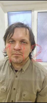 В Таганроге мужчина завладел автоматом «Кедр» и сбежал из полиции