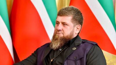 Кадыров заявил о десятках тысяч добровольцев, желающих участвовать в операции на Украине