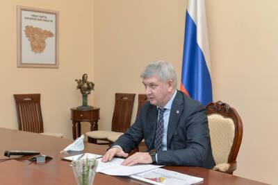 Воронежский губернатор заявил, что регион обеспечен качественными семенами для посевной