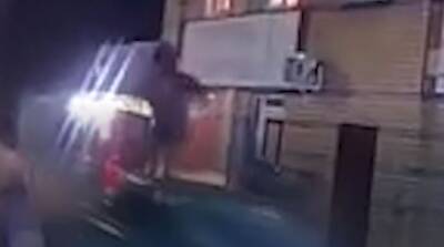 Видео: нетрезвый водитель сбил сразу пятерых пешеходов