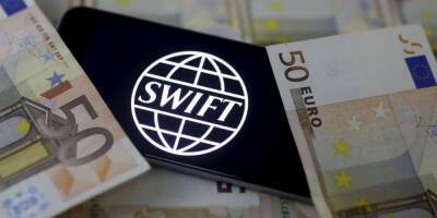 Германия не дает отключить Сбербанк от SWIFT