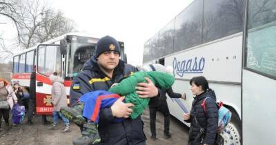 В Украине сегодня эвакуировали более 40 000 людей, хотя планировали 100 тысяч, — Арахамия