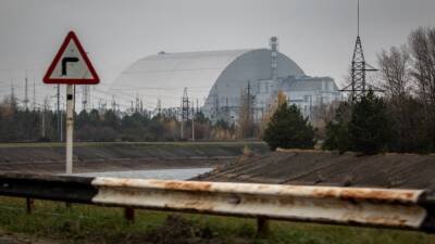 "Энергоатом": военные РФ выходят из Чернобыля, получив дозы облучения