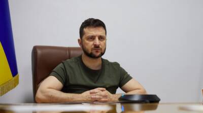 Зеленский в обращении рассказал о сложной ситуации на южном направлении и Донбассе