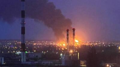 В российском Белгороде масштабный пожар на нефтебазе – обвиняют Украину