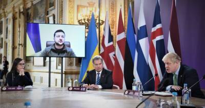 Быстрый мир: Британия призывает Зеленского не уступать Путину после отвода войск РФ