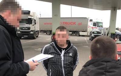 На Львовщине СБУ заблокировала канал переправки мужчин через границу