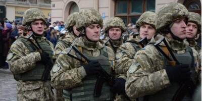 Не нужно идти в комиссариат: мужчины из других областей могут встать на военный учет в районных администрациях Львова