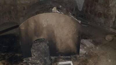 Палестинцы разгромили и сожгли гробницу праотца Йосефа в Шхеме