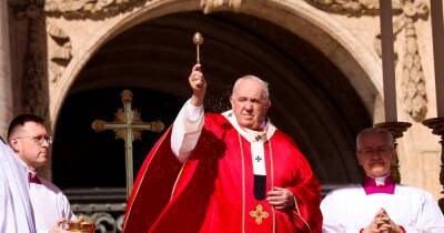 Папа Римский Франциск призвал к пасхальному перемирию в Украине