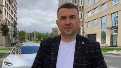 Тюменский блогер Эдуард Филиппов открыл ларек по продаже шаурмы по авторскому рецепту