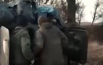 "В комнате - в туалет?": российские оккупанты оконфузились в Украине, видео