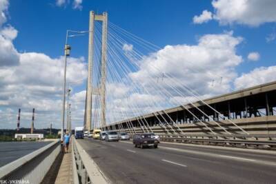 В Киеве для проезда открыли Южный мост