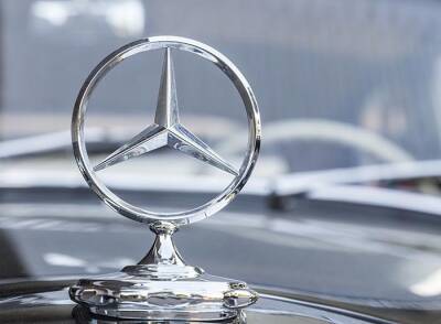 Mercedes планирует нанять 3 тысячи разработчиков программного обеспечения
