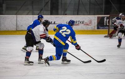 Сборная Украины по хоккею снова забросила Брезно восемь шайб