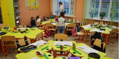 Оффлайн и дистанционно. Школы Львовской области приняли на обучение почти 16 тысяч детей