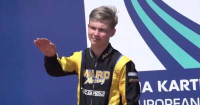 15-летний спортсмен из РФ объяснил свой "римский салют" на подиуме (видео)