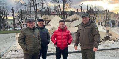 В Стрые Львовской области демонтировали памятник советскому солдату