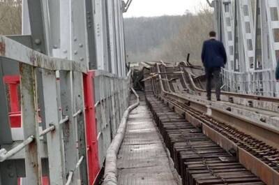 В Белгородской области РФ возле границы с Украиной разрушена железная дорога
