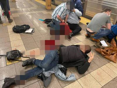 Теракт в метро Нью-Йорка: 15 человек ранены