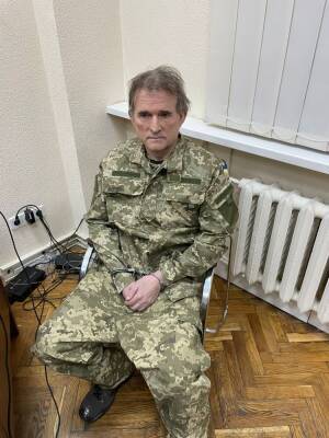 Зеленский сообщил о задержании Медведчука (фото)
