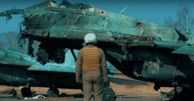 "Купите мне боевой самолет": украинские летчики обратились к богатейшим людям планеты (видео)