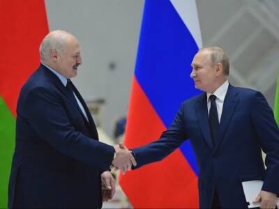 Путин назвал убийства в Буче "фейком". Лукашенко заявил, что это была "психологическая операция англичан"