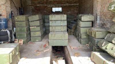 На Киевщине гвардейцы обнаружили схрон боеприпасов оккупантов: патрульные показали крупный "улов"