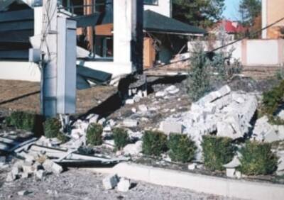 Обстрел Новодружеска: прямым попадание российского снаряда полностью разрушен дом