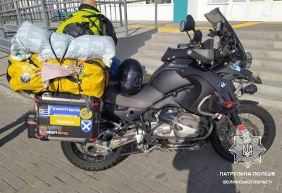 Поражающая поддержка: испанец на мотоцикле преодолел более 3 тысяч км ради помощи украинцам