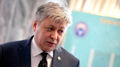 Новым послом Кыргызстана в Таджикистане назначен Эрлан Абдылдаев
