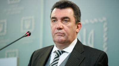 Данилов отреагировал на заявление Макрона о «братских народах»