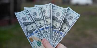 НБУ разрешил банкам продавать наличную иностранную валюту населению