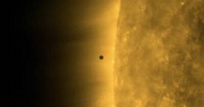 Солнце ударило по Меркурию. Волна плазмы от звезды "стерилизовала" поверхность планеты