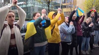 Украинцы в Берлине требовали от издания Die Welt не сотрудничать с Овсянниковой