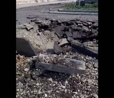 "Воюют еще со святынями": в Лисичанске оккупанты разрушили памятник воинам АТО