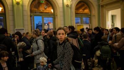ООН: число украинских беженцев возросло до пяти миллионов