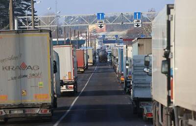 Беларусь вводит запрет на въезд зарегистрированного в ЕС автотранспорта