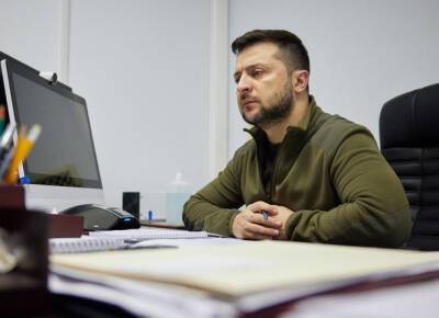 Зеленский заявил о гибели около трех тысяч украинских военных в войне с РФ
